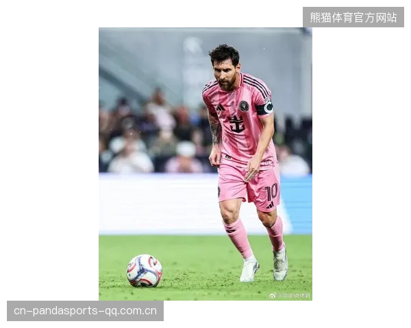迈阿密国际梅西斜传撕开对手防线：足球魅力再现